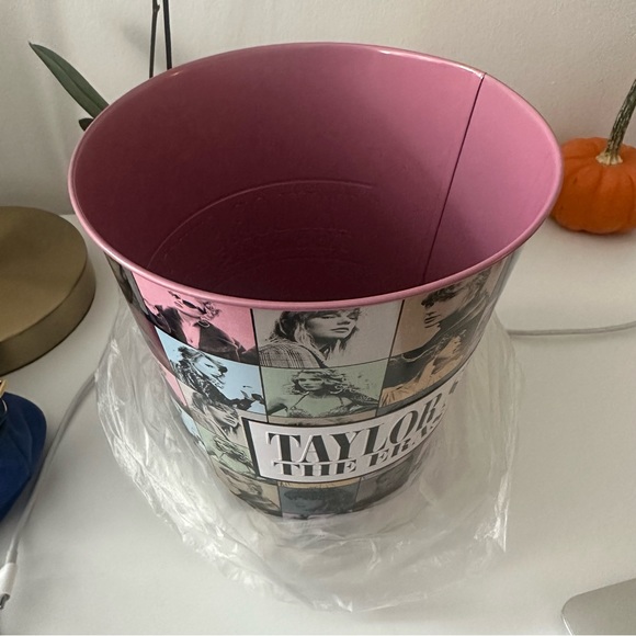 Taylor Swift AMC Exclusive Eras Tour Movie Pink Popcorn Tin/Tub - Picture 2 of 3
